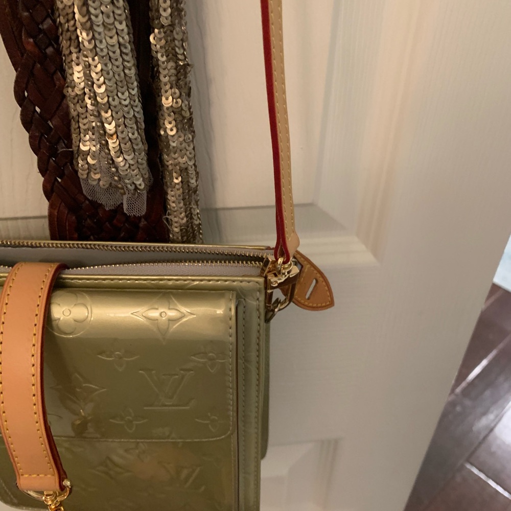 ๐๐GONE๐๐Louis Vuitton vernis - Picture 12 of 12